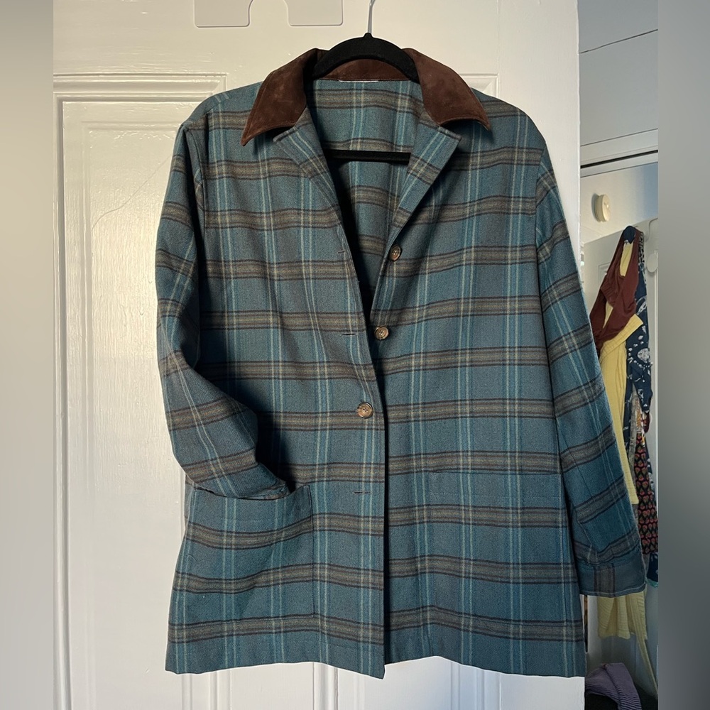 Cute Plaid Blue and Brown Women's Relaxed Wool Blazer with Suede Collar